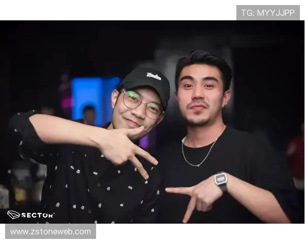 南京街舞队与成都街舞队赛后复盘实力对比分析与精彩瞬间回顾